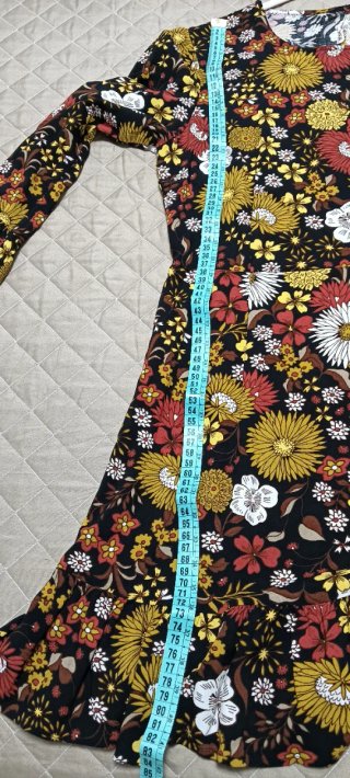 Vestido Stradivarius floral manga larga