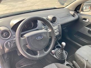 Ford Fiesta 2004