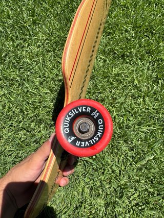 Longboard Quiksilver Negro y Rojo