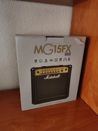 Amplificador Marshall MG15GFX