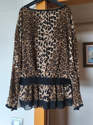 Blusa Leopardo Manga Larga Talla M