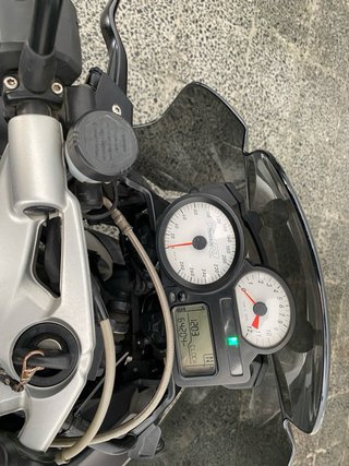BMW K1200R Naked