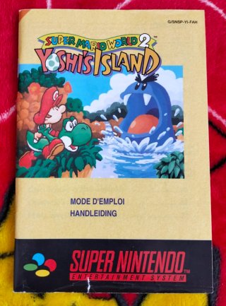 Super Mario World 2: Yoshi's Island SNES