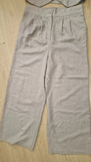 Conjunto chaleco y pantalón gris