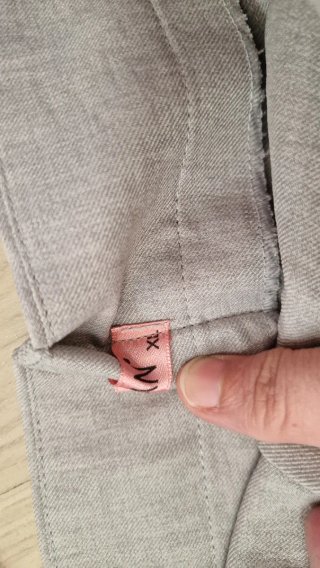 Conjunto chaleco y pantalón gris