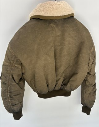 Chaqueta Bomber Zara efecto piel borrego