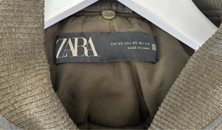 Chaqueta Bomber Zara efecto piel borrego