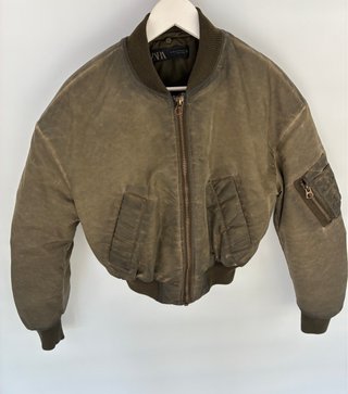 Chaqueta Bomber Zara efecto piel borrego
