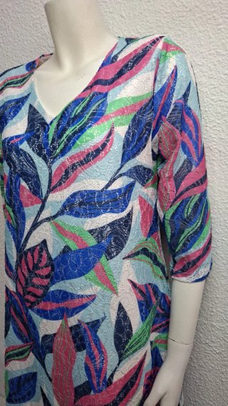 Vestido estampado hojas