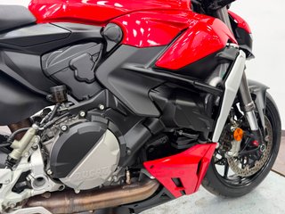 Ducati Streetfighter V2 2023 Roja
