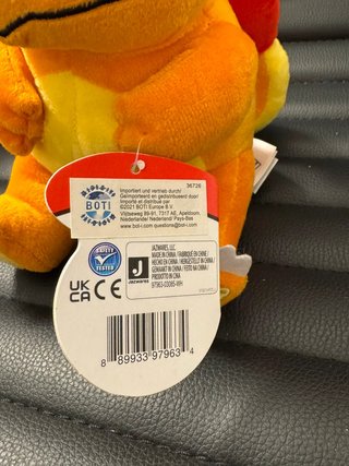 Peluche Pokemon Charmander 20 cm