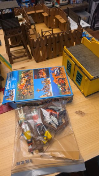 Playmobil 3483 Familia de Indios