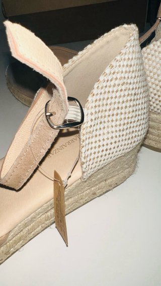 Cuñas Esparto Piel Beige Talla 39 Javier Larrainza