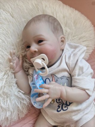Bebé Reborn Realista con Chupete