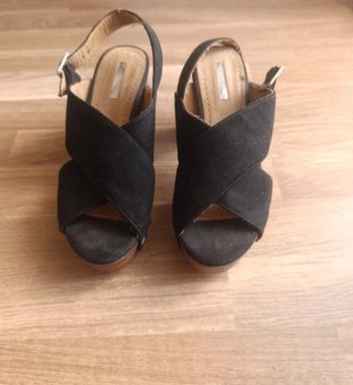 Sandalias Zueco Tacón Negro Verano
