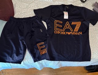 Conjunto EA7 Emporio Armani sin estrenar Talla XL