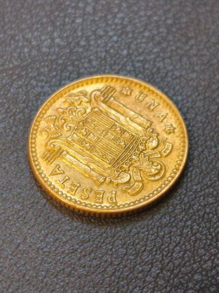 1 Peseta 1975 con error de doble acuñación