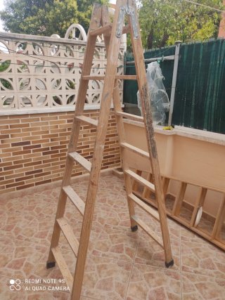 Escalera de madera 7 peldaños
