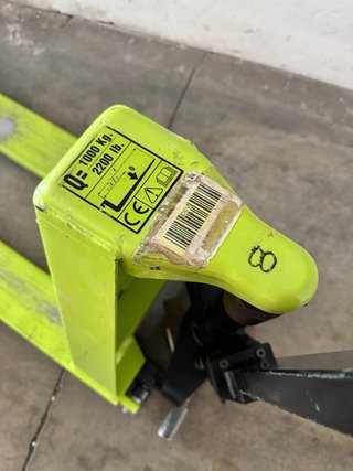 TRANSPALETA MANUAL DE TIJERA MOD. HX10E DE 1000 KG