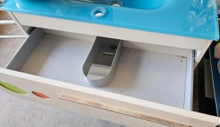 Mueble de baño con lavabo integrado