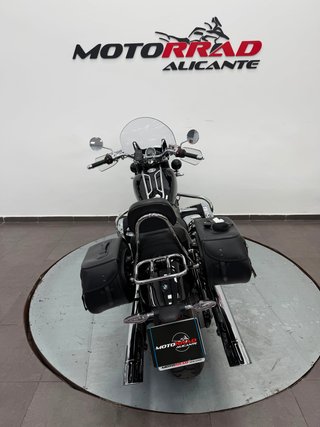 BMW R18 Classic 2022 Negra
