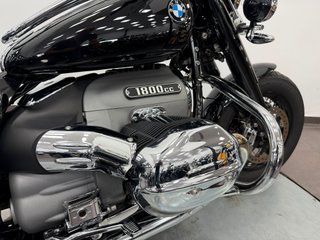 BMW R18 Classic 2022 Negra