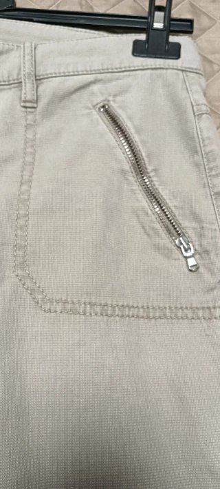 Pantalón beige Apriori
