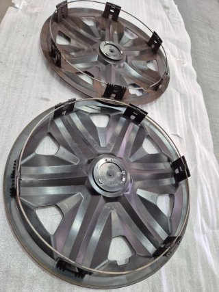 2 Tapacubos Negros 14 Pulgadas