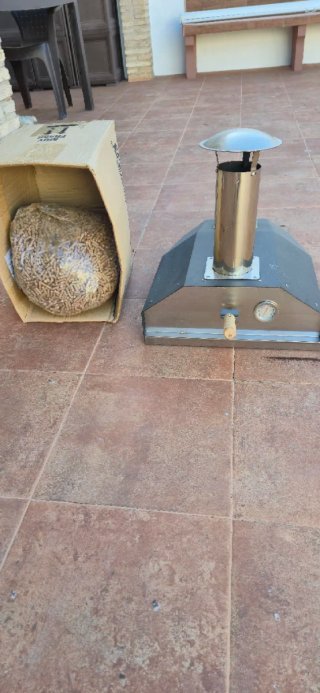 Forno per pizza a pellet portatile per esterni