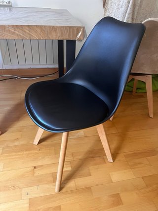 Mesa de comedor TARSELE  + 2 sillas regalo