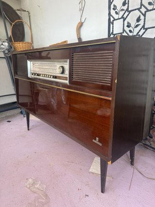 Mueble Radio Tocadiscos Grundig Marrón