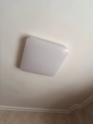 Plafón de cocina blanco