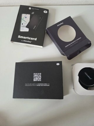RhinoKey Smartcard + Caricatore Wireless