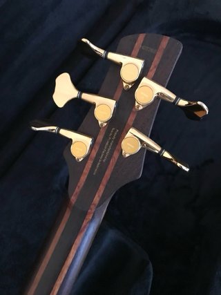Bajo Ibanez SR1605 NTF 5 Premium