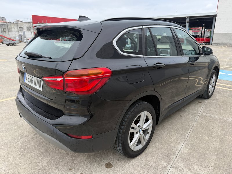 BMW X1 sDrive 18d (F48) 2017, foto 4