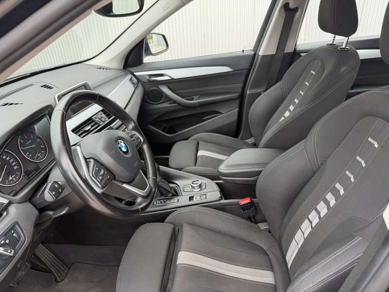 BMW X1 sDrive 18d (F48) 2017, foto 9