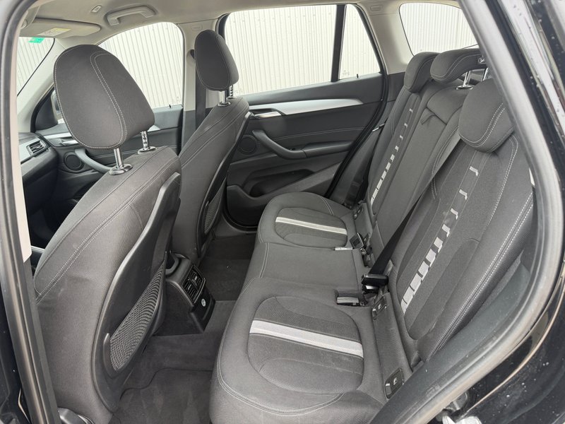 BMW X1 sDrive 18d (F48) 2017, foto 7