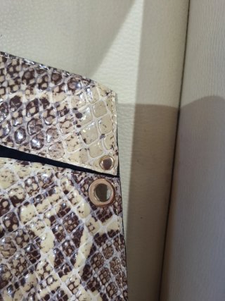 Bolso de poliPiel Serpiente Negro beige