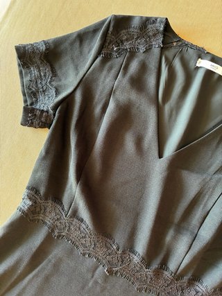 Vestido negro Mango Talla S/36 encaje
