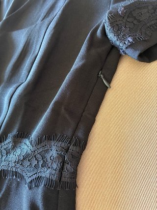 Vestido negro Mango Talla S/36 encaje