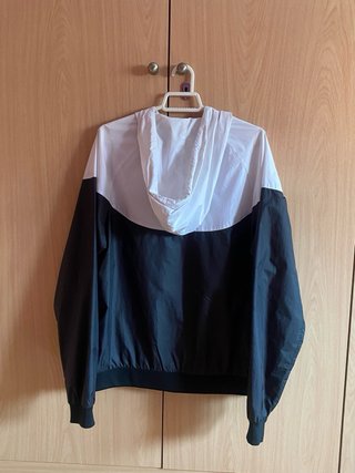 Lote Chaquetas Nike, Adidas y Puma de Mujer