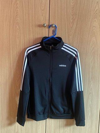 Lote Chaquetas Nike, Adidas y Puma de Mujer