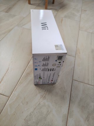 Scatola Nintendo Wii Family Edition + gioco