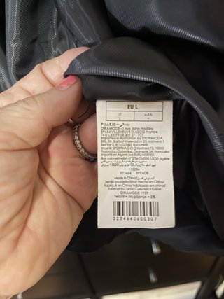 Cazadora bomber acolchada negra