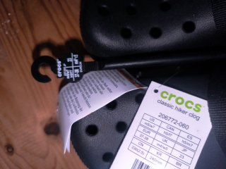 Croc plataforma velcro negro