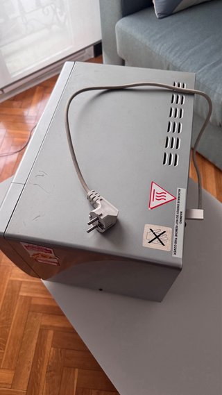 Microondas Orbegozo Plata