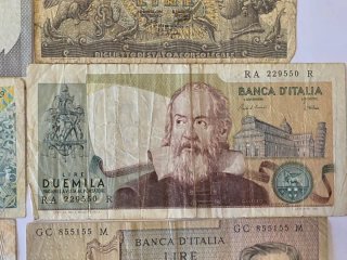 Lotes de Billetes Italianos.