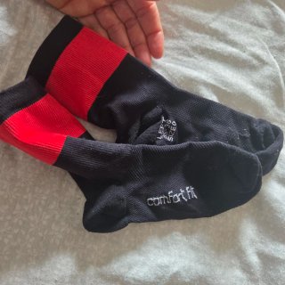 Calcetines Assos negros y rojos talla 35
