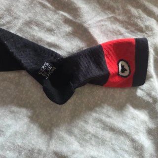 Calcetines Assos negros y rojos talla 35