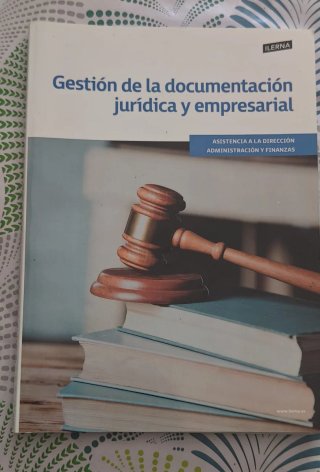 Libros de Administración y Finanzas de Ilerna